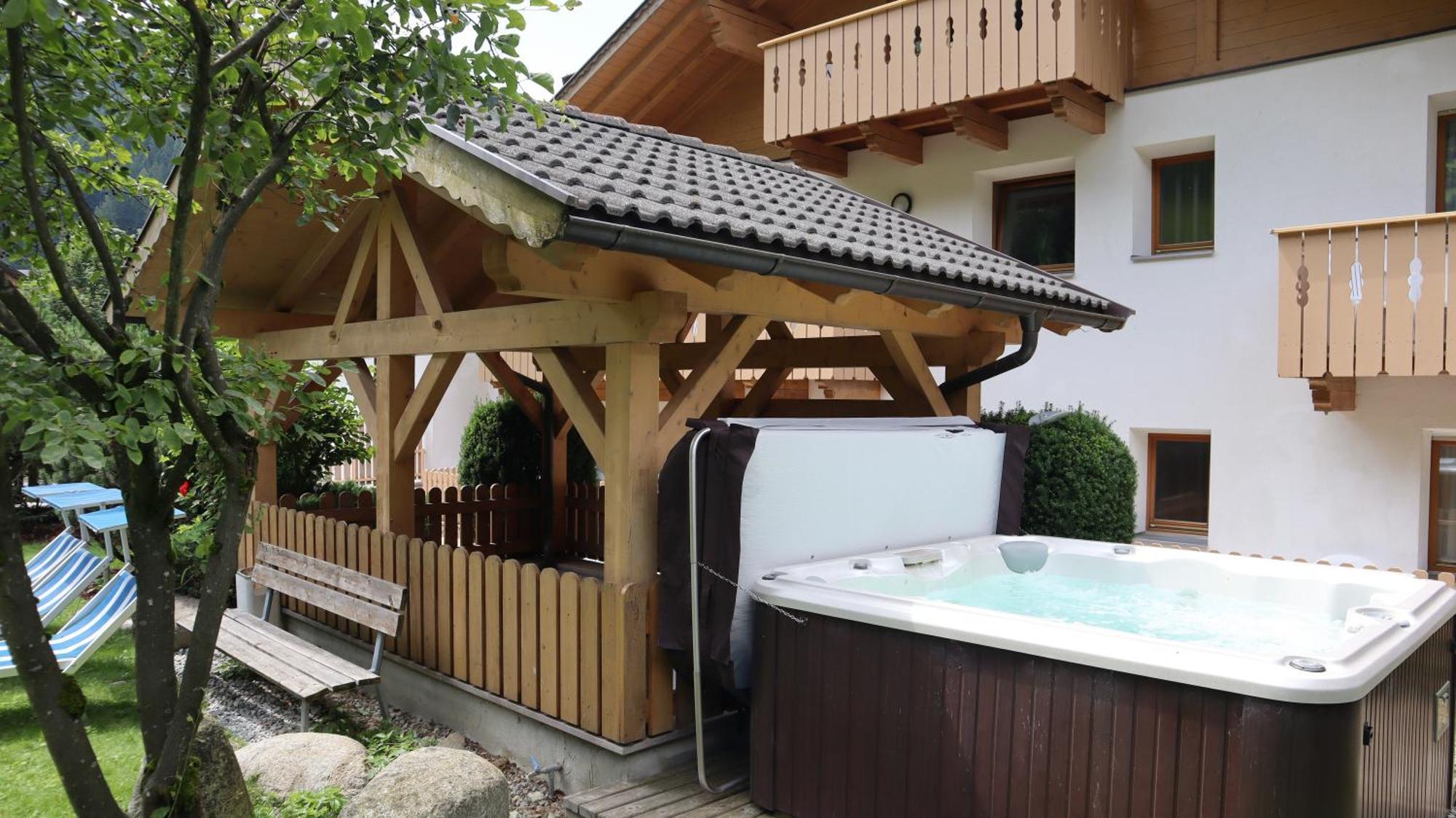 Almhotel Bergerhof Sarentino Екстериор снимка